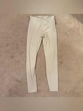 Forever 21 size medium Light Beige High-Waist Stretch Leggings